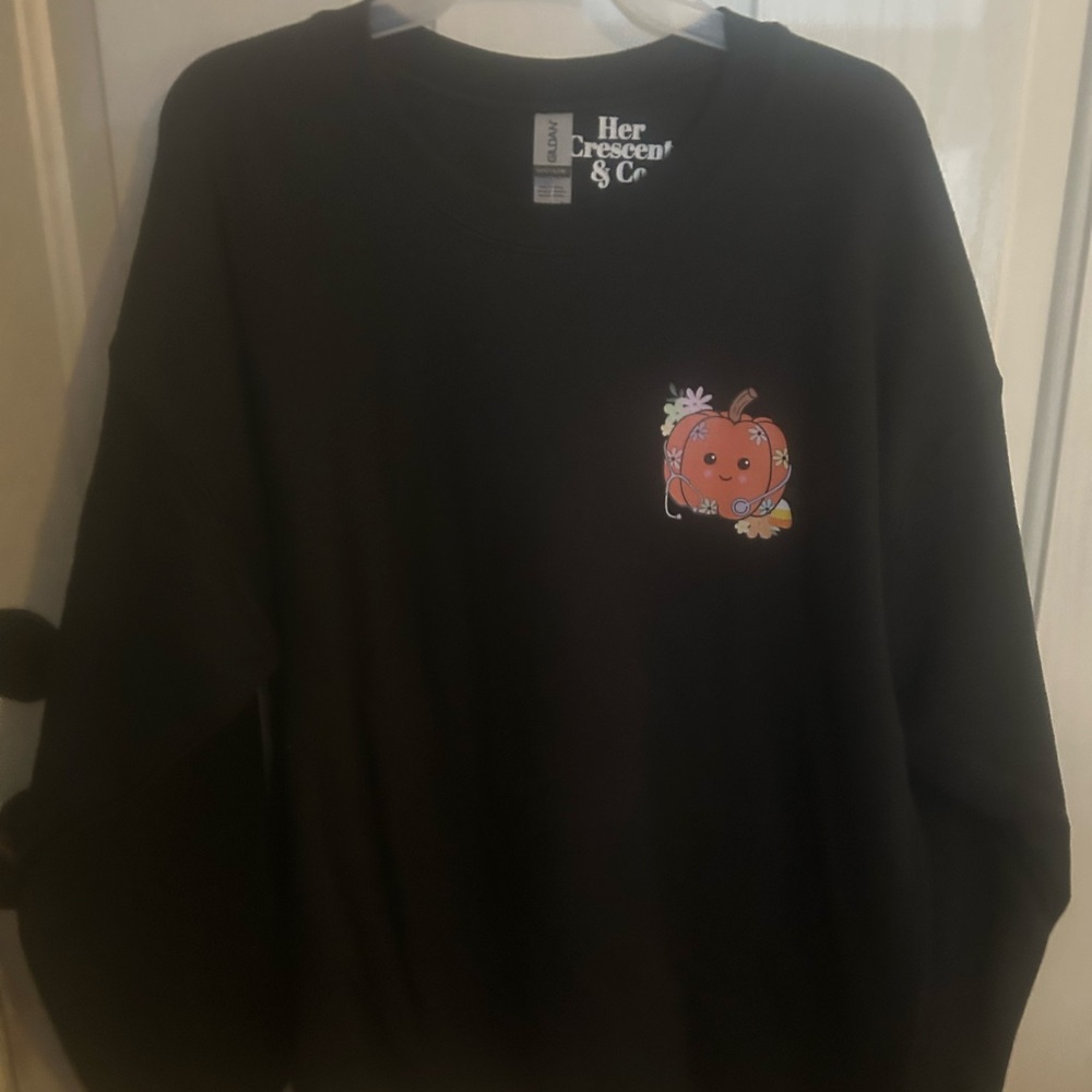 Gildan Black Sweatshirt with Cute Orange Pumpkin Graphic
